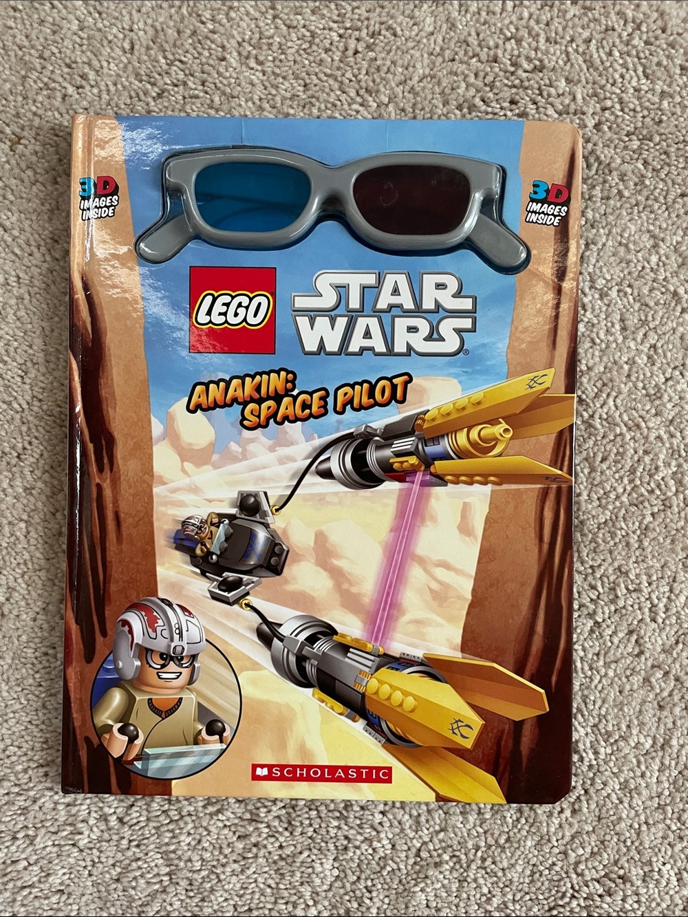 Scholastic LEGO Star Wars Anakin: Space Pilot Book with Blue and Gray 3D Glasses